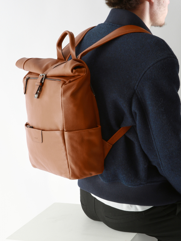 1 compartment backpack