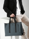 1 compartment business bag with 15\" laptop sleeve