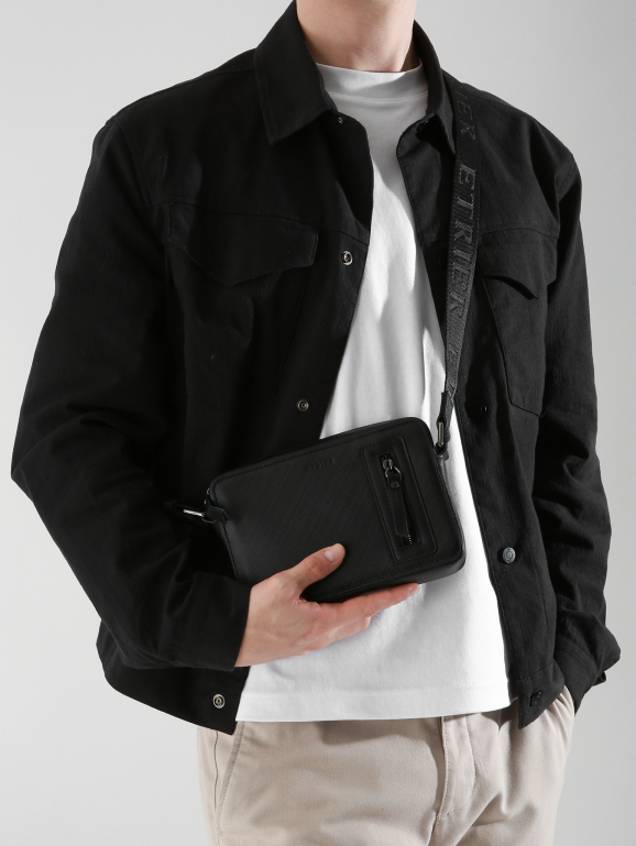 Cross body tas